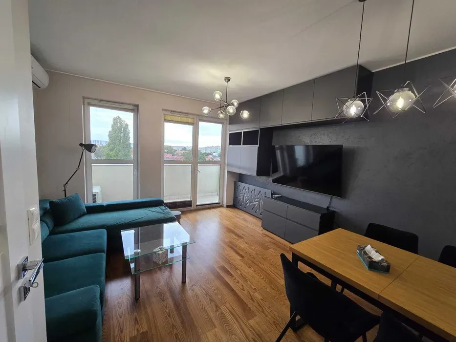 Do wynajęcia 3-pokoje 69m² balkon, garaż, klimatyzacja Gdańsk Wrzeszcz - 1/8