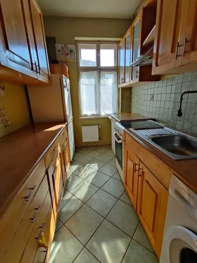 Mam do wynajęcia mieszkanie 2-pokojowe, 42 m2, ul. Jesionowa we Wrzeszczu, blisko UG, PG, GUMed, Galeria Bałtycka, 2 niezależne pokoje, wyposażone.