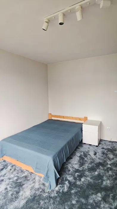 Przytulna kawalerka do wynajęcia w Krakowie - miniatura 2