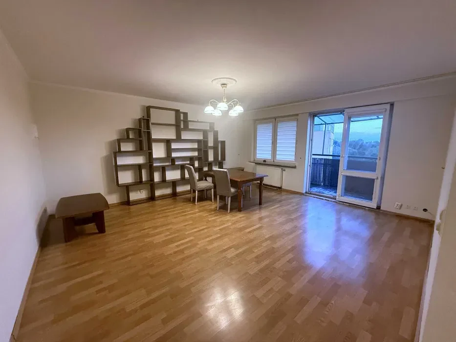 92 m², 3 pokoje z garażem, 300 m do metra Płocka – bezpośrednio - 1/8