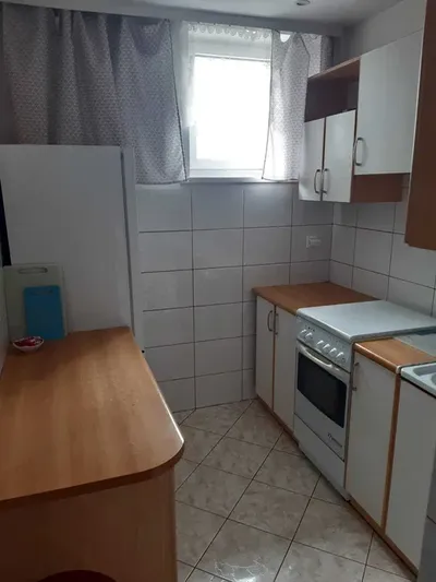 Wynajmę mieszkanie 3 pokoje na Ochocie ul.Dickensa - miniatura 3