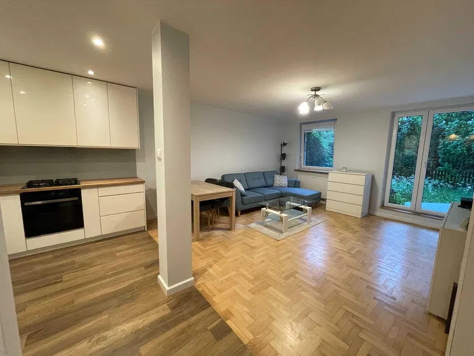 2 pokoje z prywatnym ogródkiem 50 m² i tarasem | parter | osiedle zamknięte z placem zabaw | parking | internet i TV w cenie | Zacisze, Targówek - 1/8
