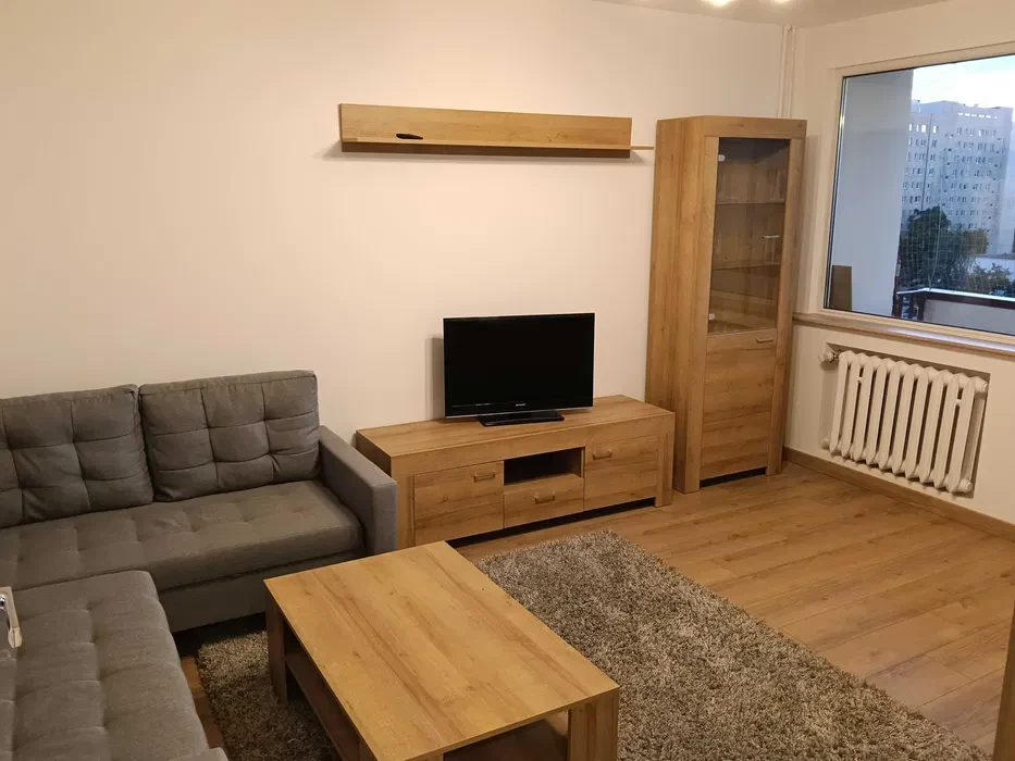 Mieszkanie Kraków Podedworze 2 pokoje, osobna kuchnia, widokowy balkon. - 1/8