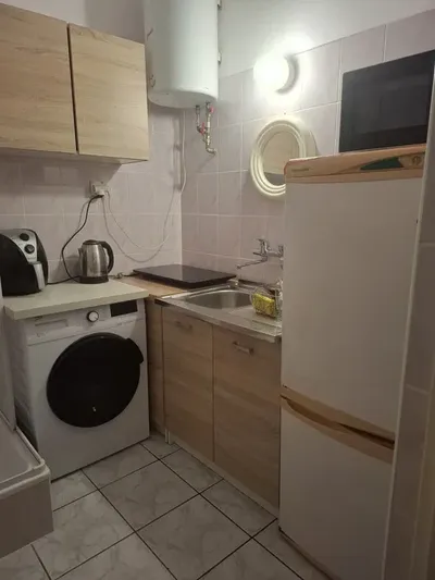 Samodzielny pokój cena całkowita, parking - miniatura 5