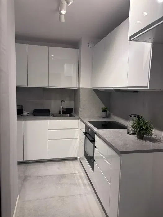 Pokój 1 os., ścisłe centrum, obok metra Rondo ONZ - 1/8