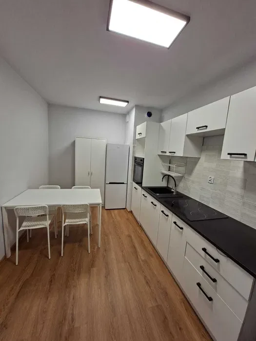 Mieszkanie dla studentów Medyków Katowice - 1/8