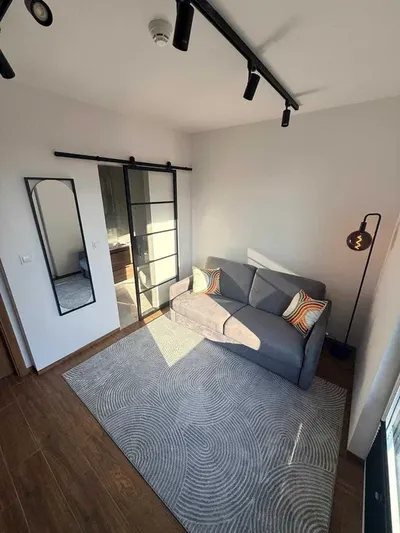 3 niezależne studia dla studentów – GDAŃSK ŚRÓDMIEŚCIE | OD PAŹDZIERNIKA - miniatura 4
