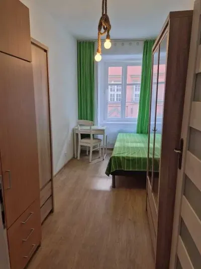 Umeblowane 2 pokoje, 55 m² w kamienicy, spokojna okolica Starego Rynku - miniatura 3