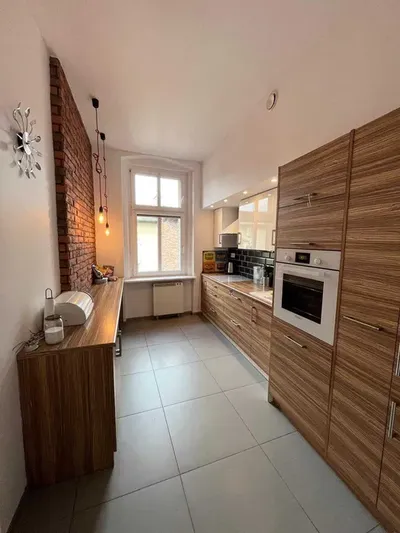 3 pokoje, umeblowane, b. dobry standard, balkon, zadbana kamienica - Wojewódzka 20 - miniatura 3