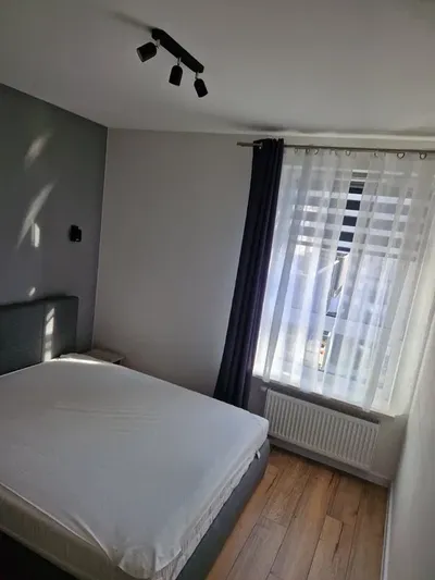 Wynajem mieszkania Kopernika 2 od listopada wifi klima komórka lokatorska - miniatura 3