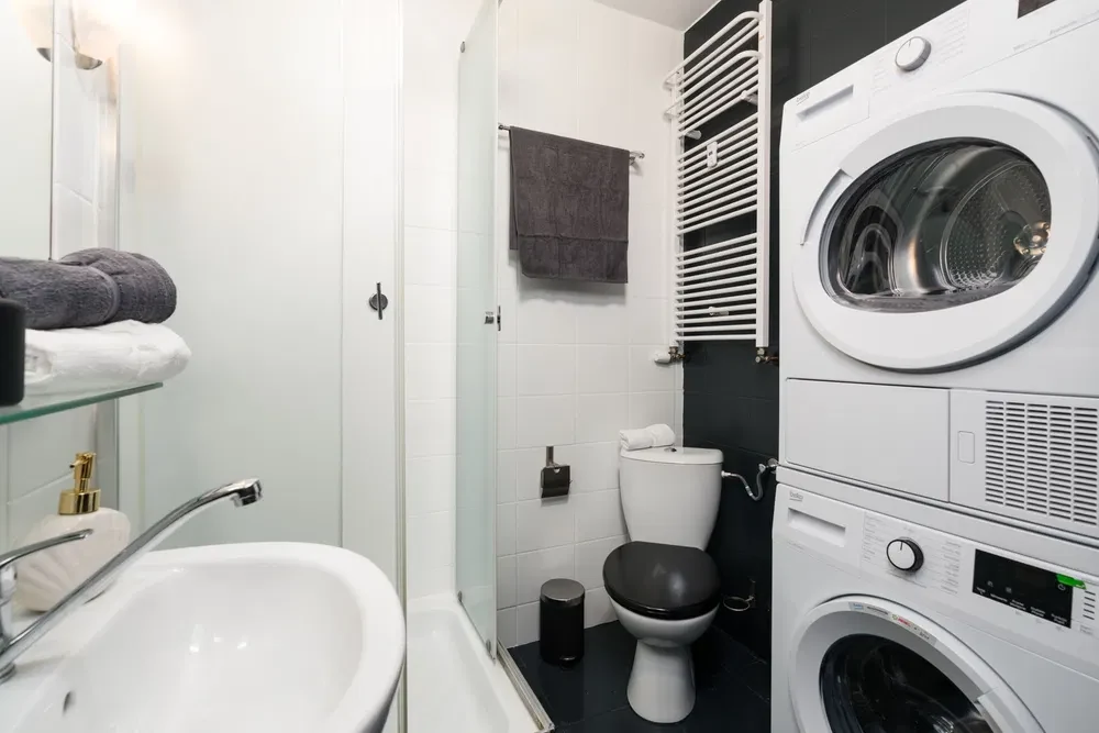 Przytulny pokój centrum PKP / Cozy room city centre / Затишна кімната центр, вокзал - 1/3