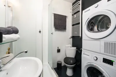 Przytulny pokój centrum PKP / Cozy room city centre / Затишна кімната центр, вокзал