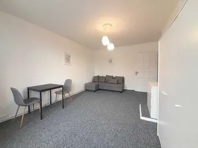 Przestronny pokój z WiFi, 20 m2 - Kościuszki 46, BRAK PROWIZJI - miniatura 2