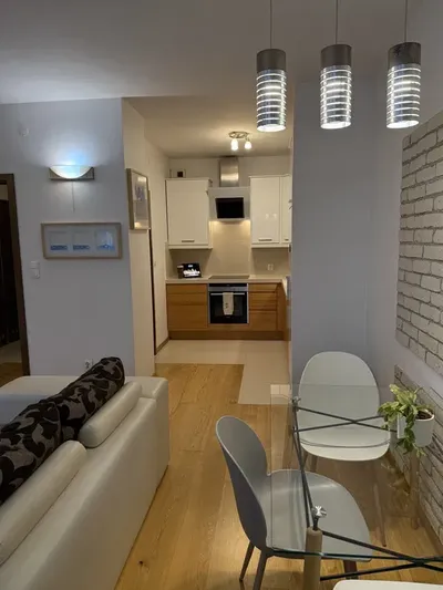 Mieszkanie 2 pokoje 52m2 z balkonem, ostatnie piętro, pełne wyposażenie - miniatura 5