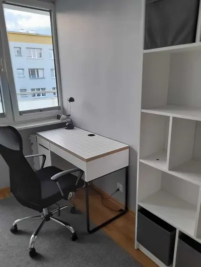 Oferuję na wynajem jednoosobowy pokój z balkonem w mieszkaniu na Powstańców Śląskich w Bydgoszczy - miniatura 2