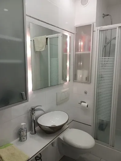 Kawalerka w centrum Gdyni do wynajęcia - miniatura 3