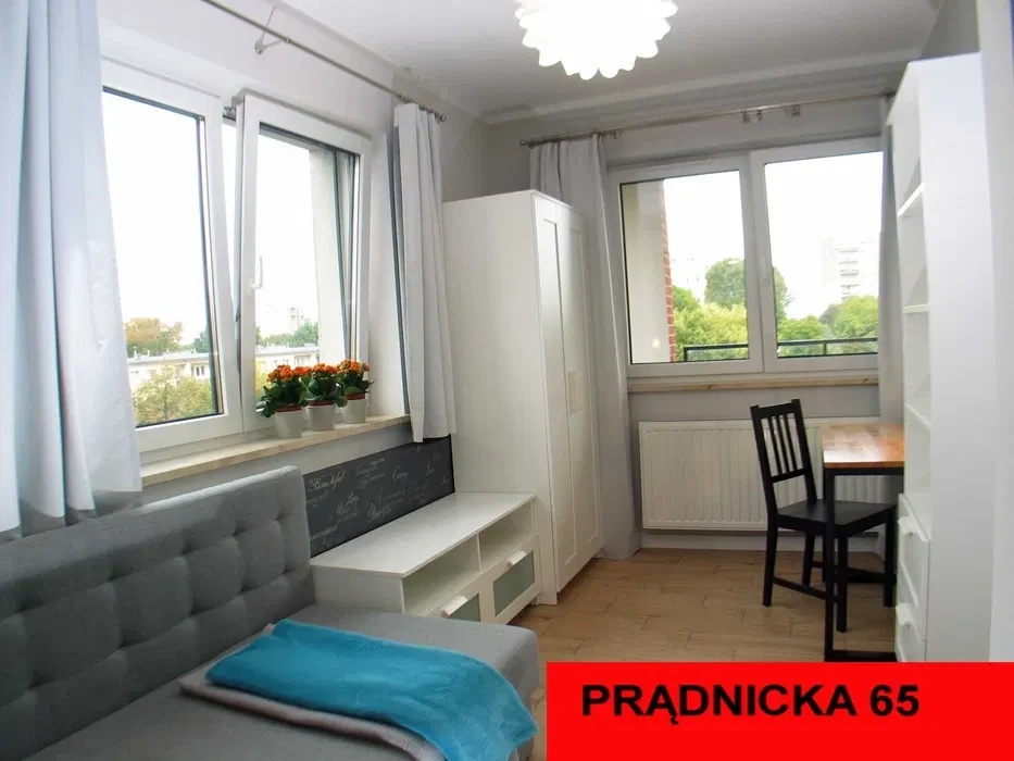 Nowoczesny, 12 m2 wygodny pokój 1-os. / wysoki standard - 1/8