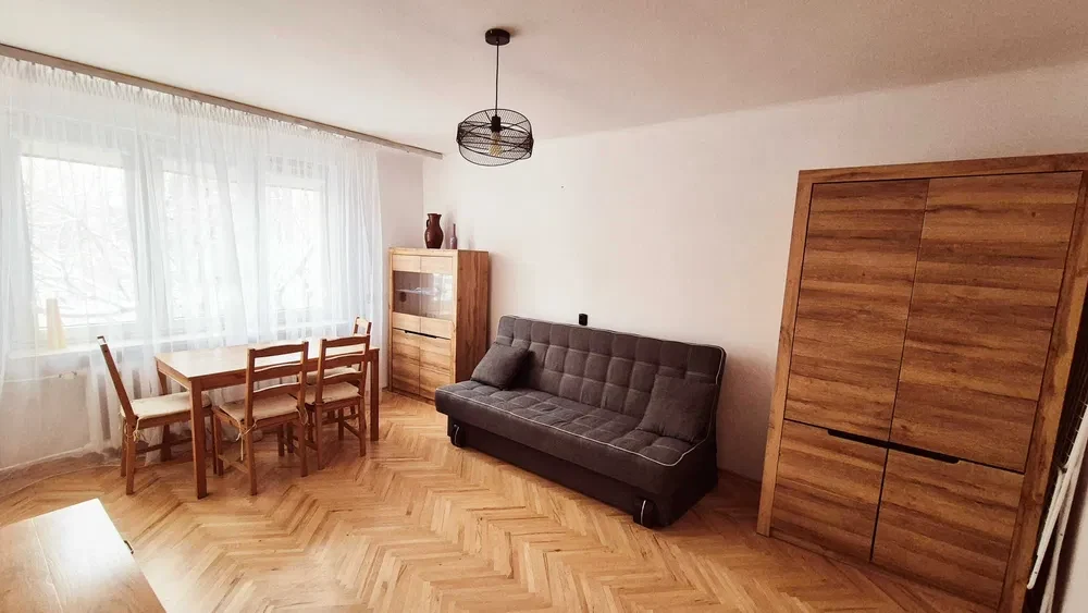 Kawalerka - jasne mieszkanie 30 m² w świetnej lokalizacji | Od zaraz - 1/6