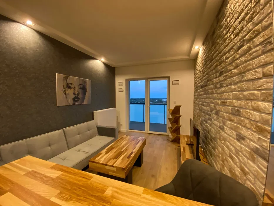 Mieszkanie Rataje, 40 m2, taras 10 m2, miejsce postojowe - 1/8