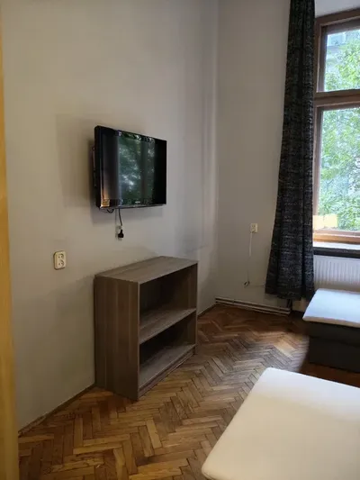 Pokój od zaraz 1560 zł Centrum Krakowa Bez dodatkowych opłat. - miniatura 4