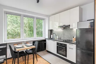 NO AGENT FEE, 300 m from Central Station + STORAGE & BALCONY - miniatura 3