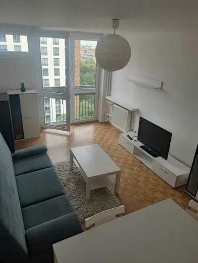 Wynajmę 2 pokoje, ul. Graniczna 4, Hala Mirowska, piwnica, bezpośrednio, ONZ Świętokrzyska Centrum