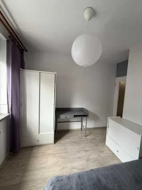 Dwa pokoje z osobną kuchnią, Prądnik Czerwony - 1/8
