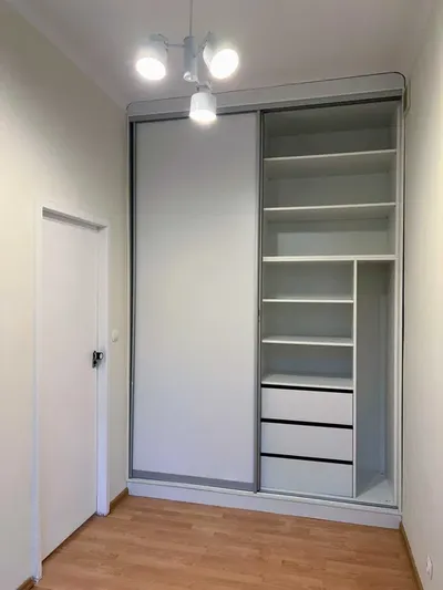 2 pokoje, 43 m² | Stary Mokotów | balkon | 3 m wysokości | blisko metra i Pola Mokotowskiego - miniatura 3