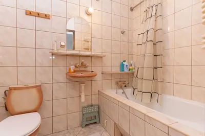 Do wynajęcia kawalerka z balkonem z niskim czynszem. - miniatura 4