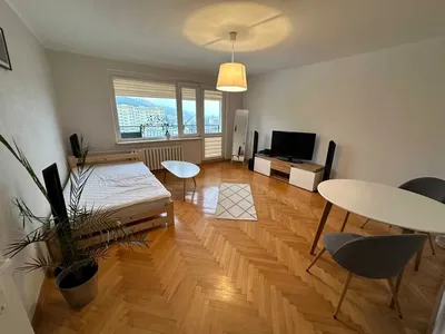 Wynajmę od zaraz pokój z balkonem dla singla lub pary. Gdynia SKM Cisowa - miniatura 2