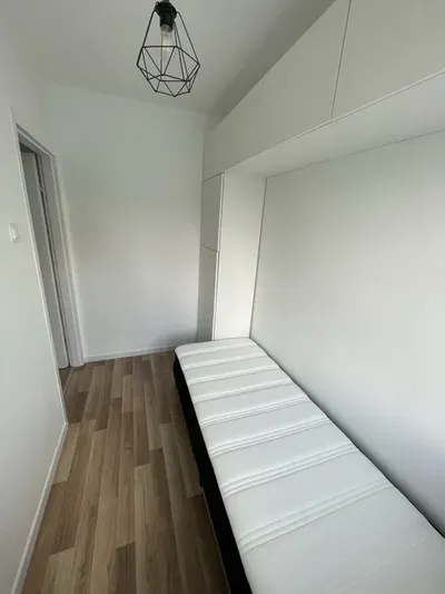 Wynajmę pokój we Wrocławiu dla studentki/studenta - miniatura 2
