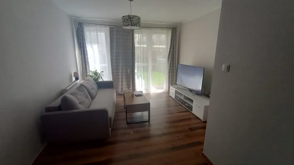 Wynajmę mieszkanie salon+aneks, sypialnia, ogródek 48m - 1/1