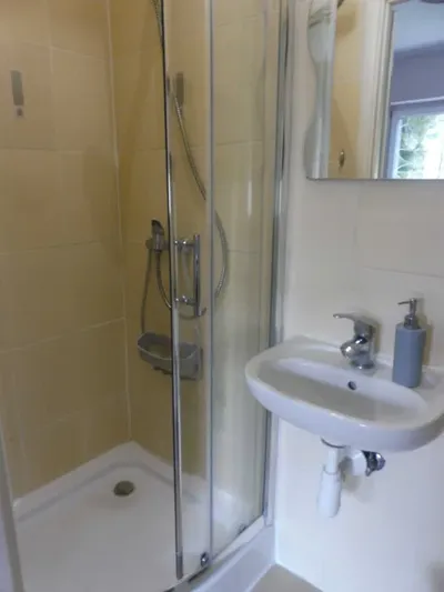 kawalerkę wynajmę w Gdyni - miniatura 5