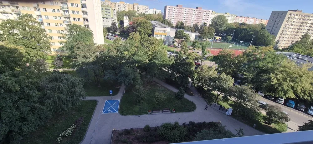 Komfortowe, umeblowane mieszkanie z klimatyzacją i balkonem – Turmoncka 17 - 1/8