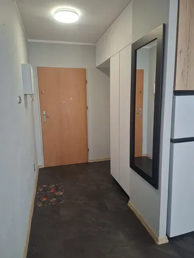 Mieszkanie wynajmę kawalerkę wynajem kawalerka Gdynia tanio długoterminowy wynajem - miniatura 5