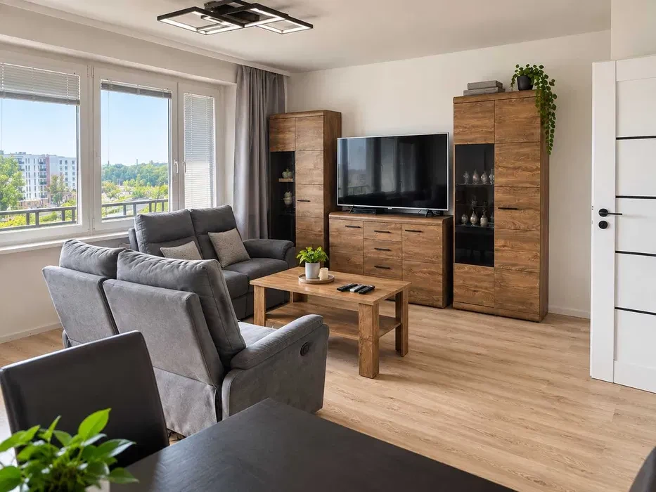 Przestronne 2 pokoje, 51 m² | salon 25 m² | osobna kuchnia | duży balkon | super lokalizacja - 1/8