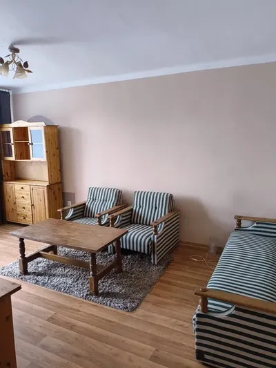Kawalerka w centrum Bochni do wynajęcia - miniatura 3