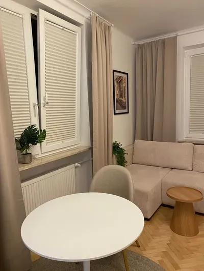 Kawalerka 24 m2 Bielany - miniatura 2