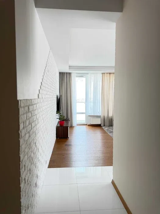 Apartament 14 piętro wynajem - 1/8