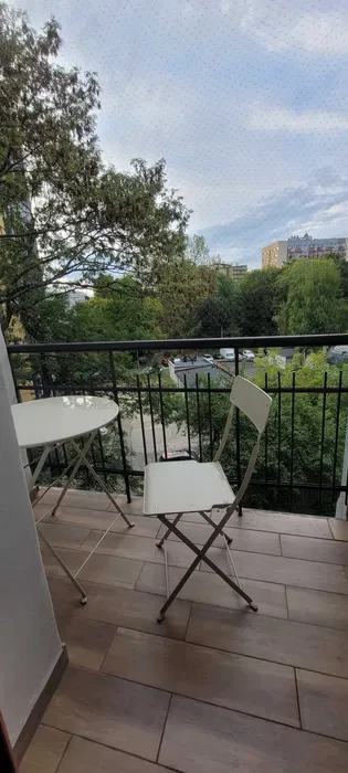 Ciche Studio z balkonem z widokiem na park - do wynajęcia od 5.10 - 1/2