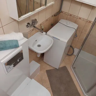 2 osobne pokoje, jasna kuchnia, balkon, tramwaj, Mistrzejowice - miniatura 5