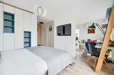 Nowoczesny apartament z klimatyzacją i garażem – Toruń, ul. Pułaskiego - miniatura 2