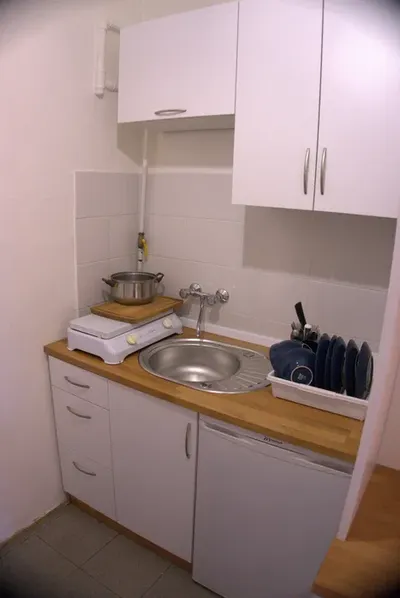 Kawalerka do wynajęcia - miniatura 4