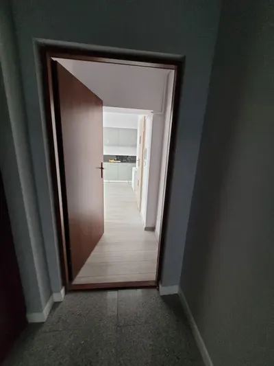 Wynajmę kawalerkę CENTRUM - miniatura 3