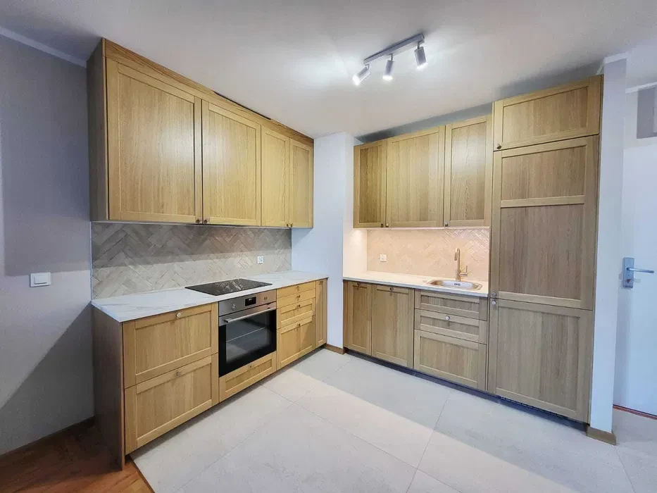 Nowoczesne studio 40 m² | Wieża Jeżyce (2026 r.) | Strefa coworkingowa - 1/8