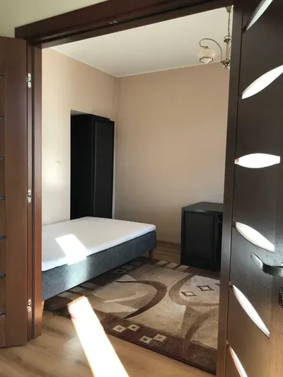 Dwa pokoje z balkonem w centrum Gdyni - miniatura 3