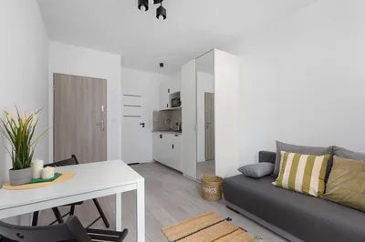 NOWA NIZSZA CENA - IDEALNA OFERTA DLA STUDENTA - samo centrum, przy dworcu Fabrycznym, UŁ OBOK przy Narutowicza cena 1600 zł - miniatura 4