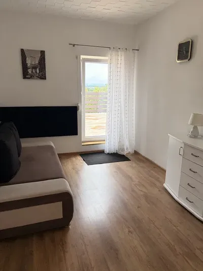 Mieszkanie na wynajem bezczynszowe Jary - miniatura 4