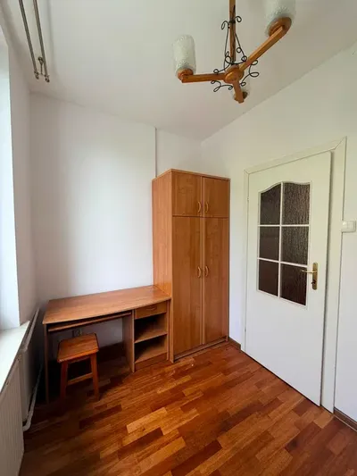 Mieszkanie na wynajem ul. Gotarda 2200 + opłaty 35m - miniatura 4