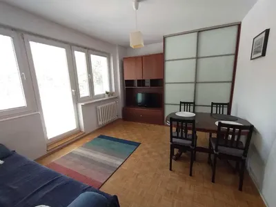 Mieszkanie 53m2, 3 oddzielne pokoje, Wilanów ul. Sobieskiego - miniatura 2